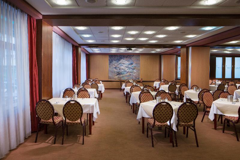 Hotel Benczúr - Genel