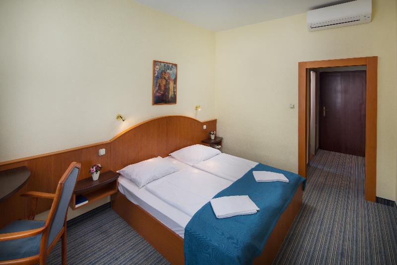 Hotel Benczúr - Oda