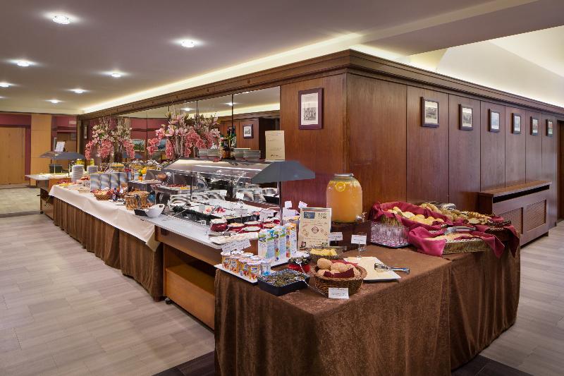 Hotel Benczúr - Restoran