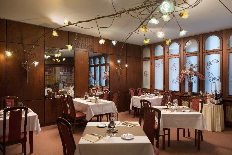 Hotel Benczúr - Restoran