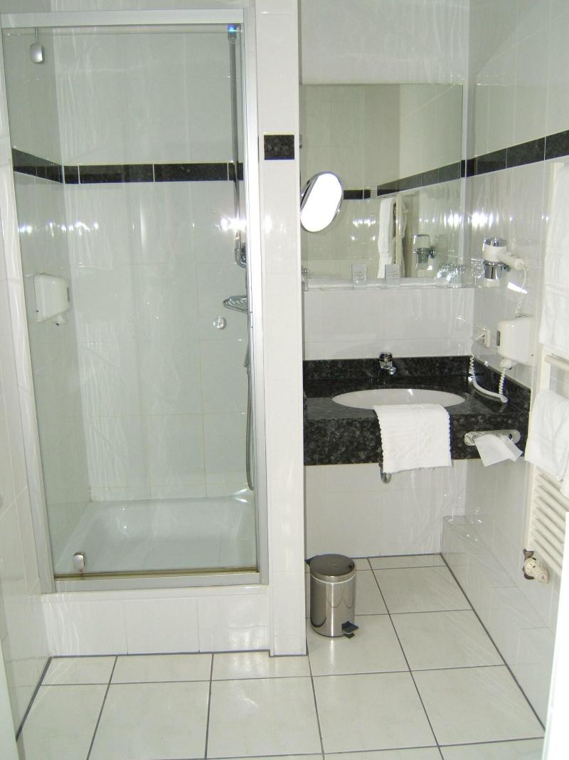 City Hotel Kaiserhof Offenbach - Genel