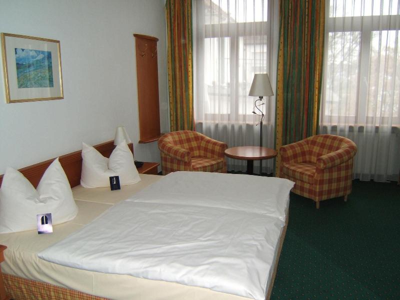 City Hotel Kaiserhof Offenbach - Genel