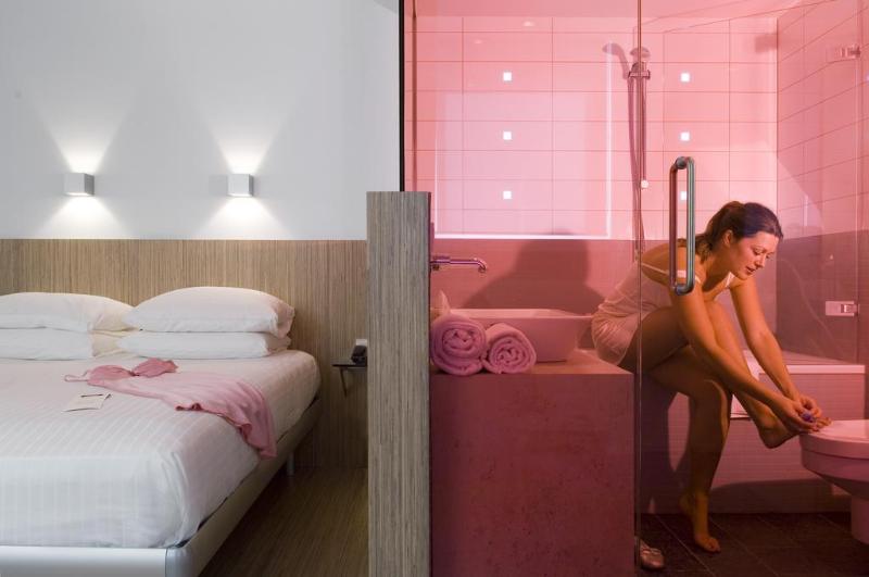 Derlon Hotel Maastricht - Genel