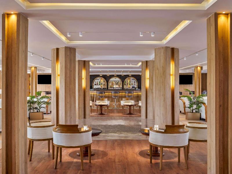 Mövenpick MS Royal Lotus Nile Cruise - Bar