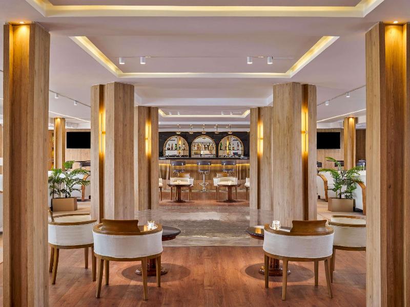 Mövenpick MS Royal Lotus Nile Cruise - Bar