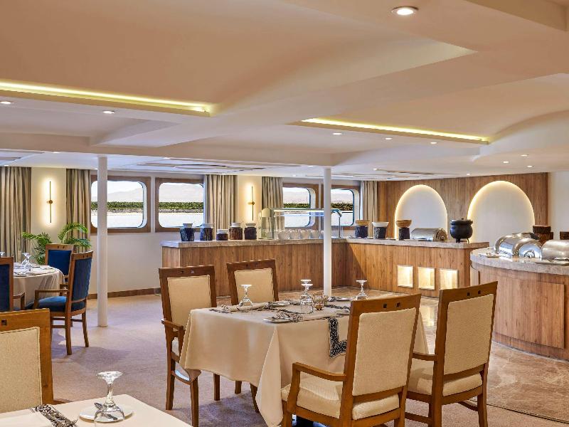 Mövenpick MS Royal Lotus Nile Cruise - Restoran