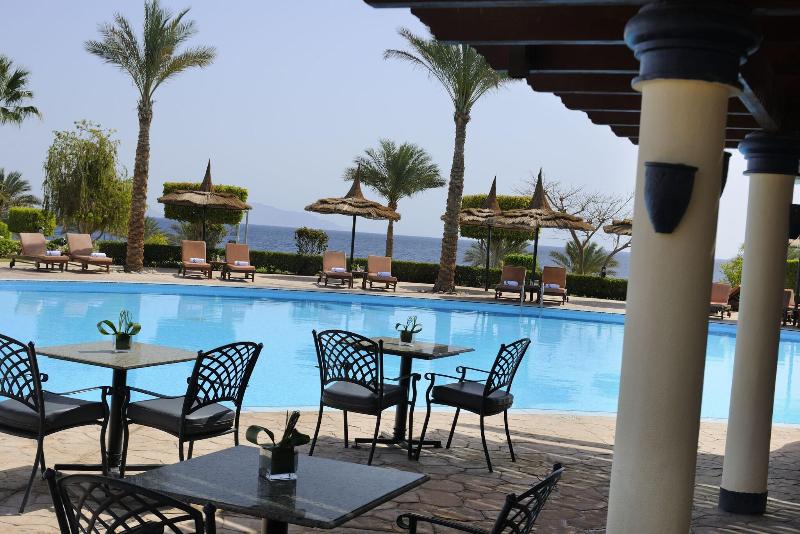 Renaissance Sharm El Sheikh Golden View Beach Rest - Bar