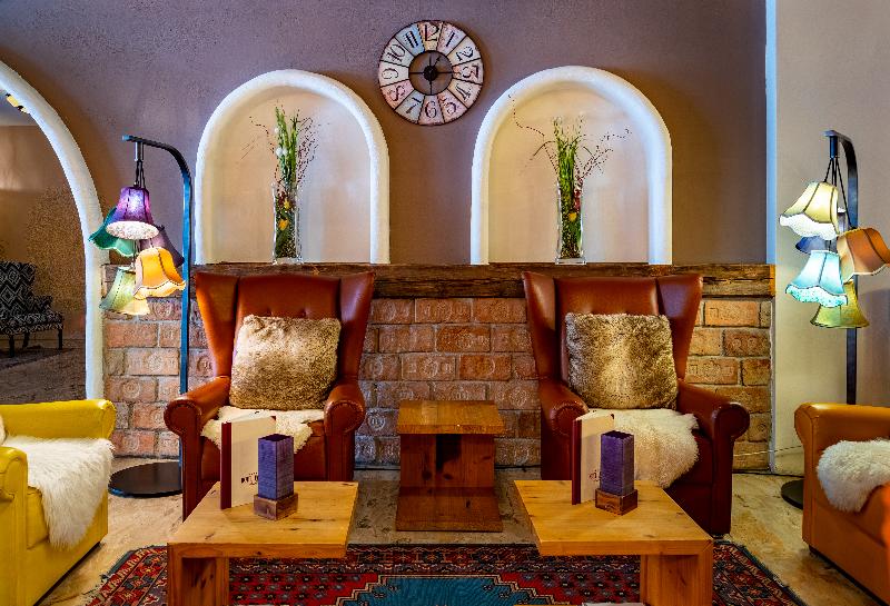 Hotel Latini - Lobi