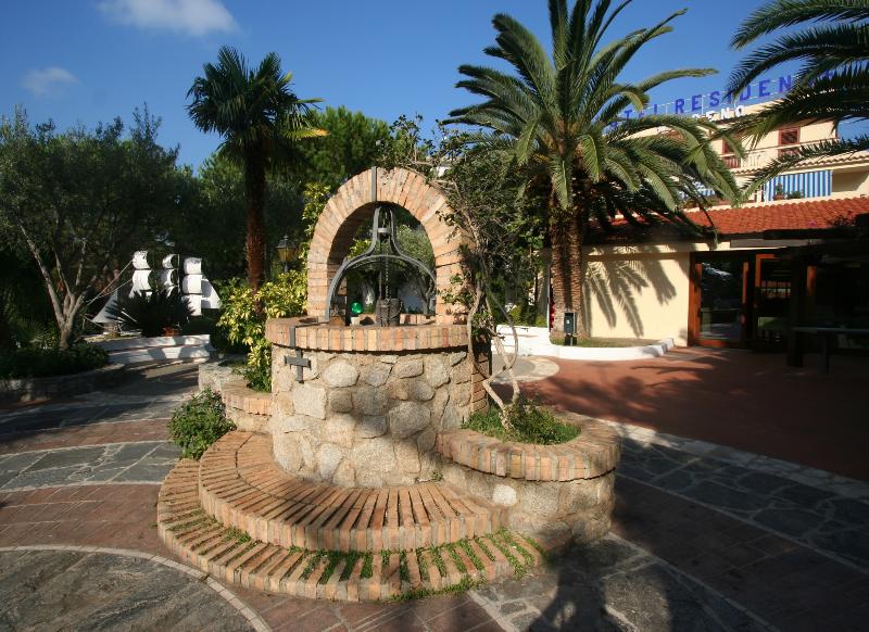 Tirreno - Genel