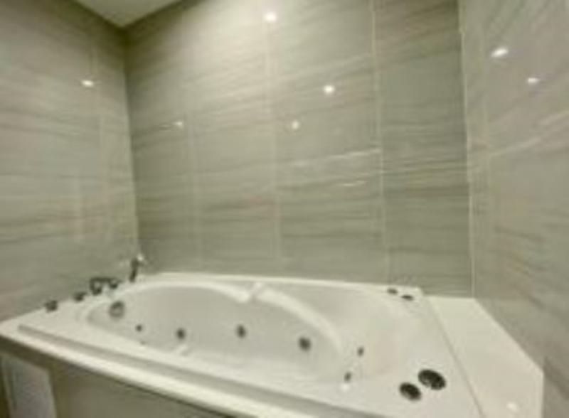 Golden City Rayong Hotel - Oda