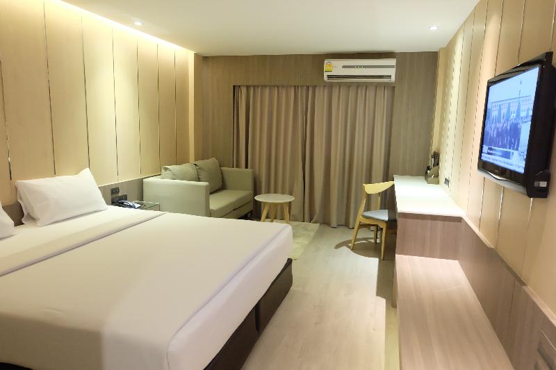 Golden City Rayong Hotel - Oda