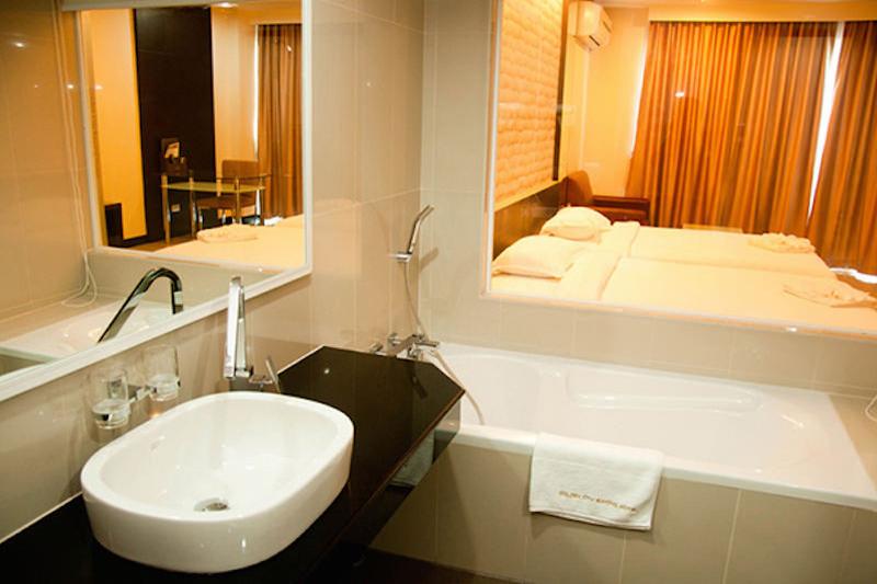 Golden City Rayong Hotel - Oda