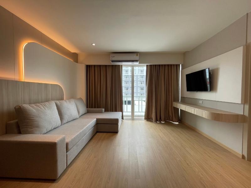 Golden City Rayong Hotel - Oda