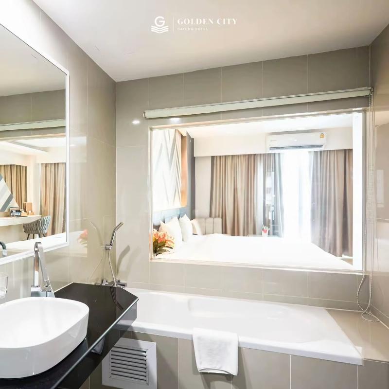 Golden City Rayong Hotel - Oda
