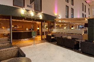 Premier Inn LON Heathrow Airport T2 & T3 (Bath Rd) fotoÄŸrafÄ±