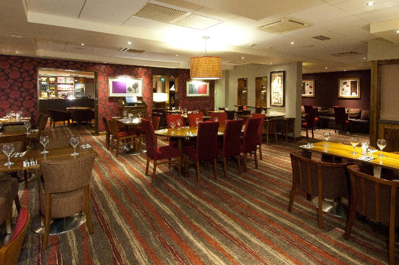 Premier Inn LON Heathrow Airport T2 & T3 (Bath Rd) - Restoran