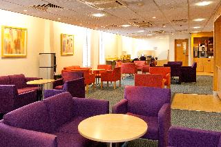 Premier Inn LON Heathrow Airport T2 & T3 (Bath Rd) fotoÄŸrafÄ±