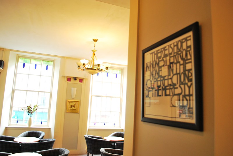 Rennie Mackintosh Station - Bar