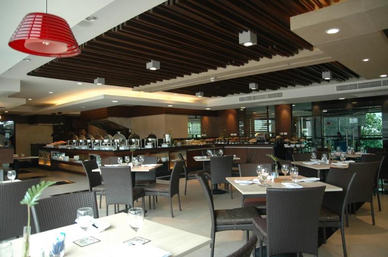 Tara Mantra Cha Am - Restoran