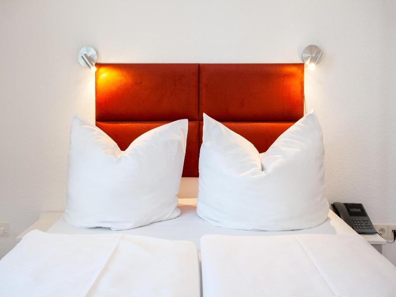 Relax Hotel Stuttgart - Genel