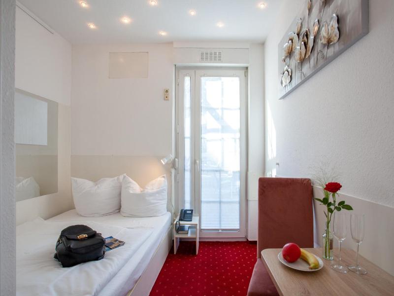 Relax Hotel Stuttgart - Oda