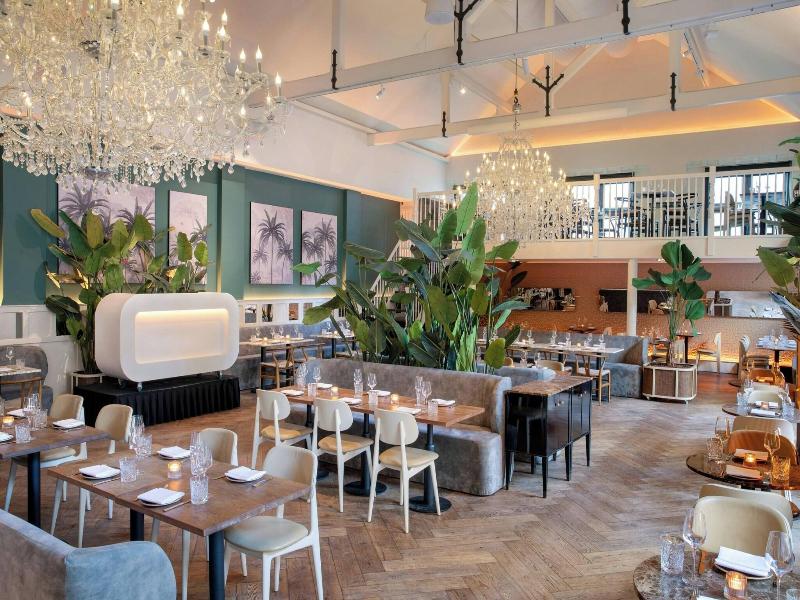 College Hotel Amsterdam, Autograph Collection - Bar