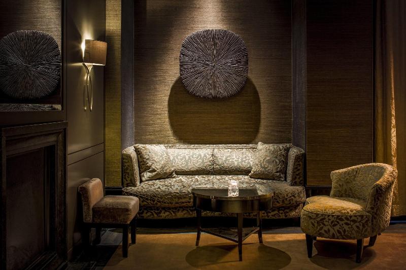College Hotel Amsterdam, Autograph Collection - Lobi