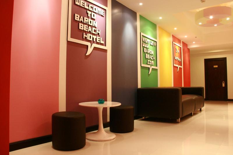 Baron Beach Hotel - Lobi