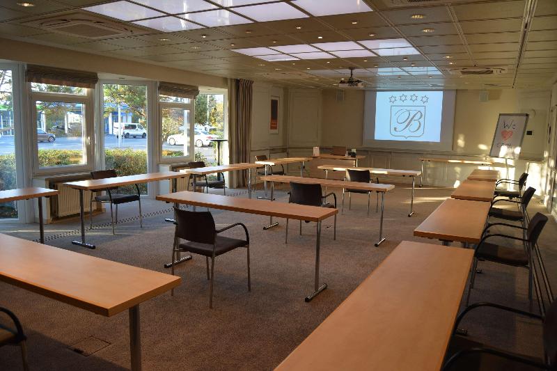 Best Western Premier Parkhotel Kronsberg - Toplantı