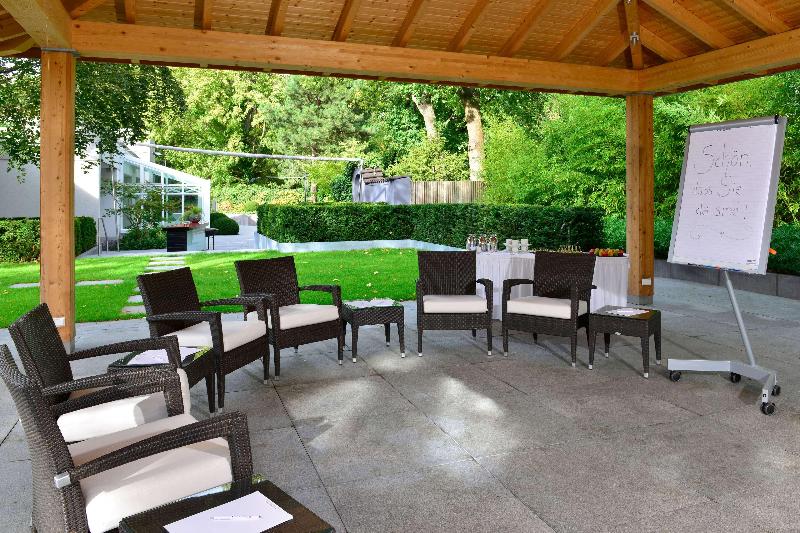 Best Western Premier Parkhotel Kronsberg - Genel