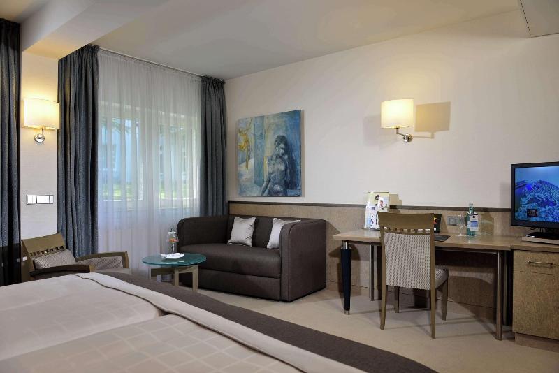 Best Western Premier Parkhotel Kronsberg - Oda