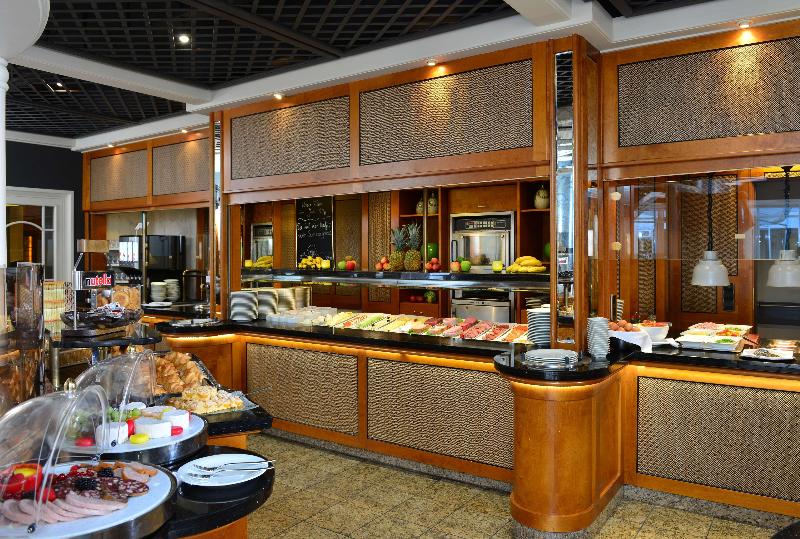 Best Western Premier Parkhotel Kronsberg - Restoran