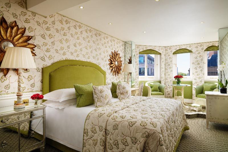The Chesterfield Mayfair - Oda