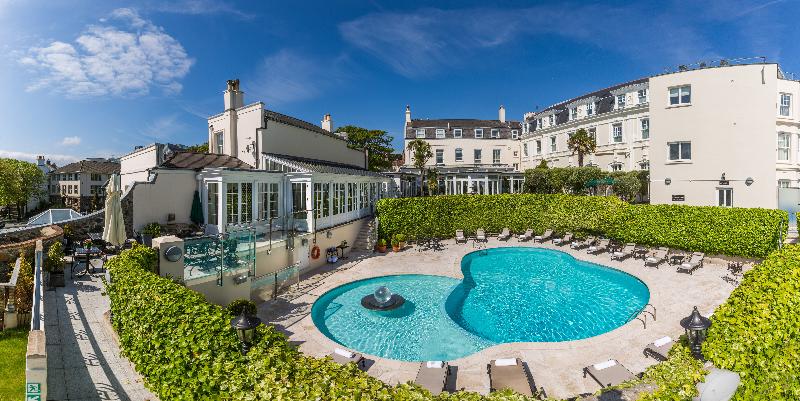 The Old Government House Hotel & Spa - Havuz