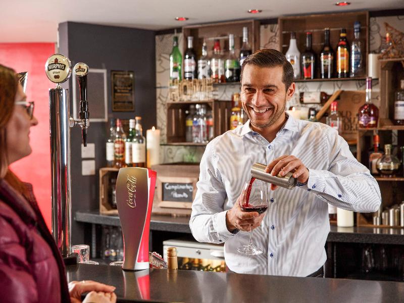 Ibis London Luton Airport - Bar