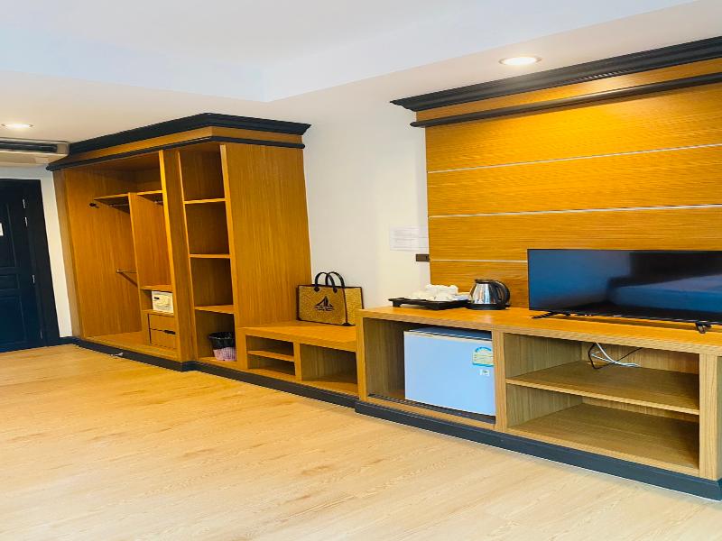 Phi Phi Andaman Legacy Resort - Oda