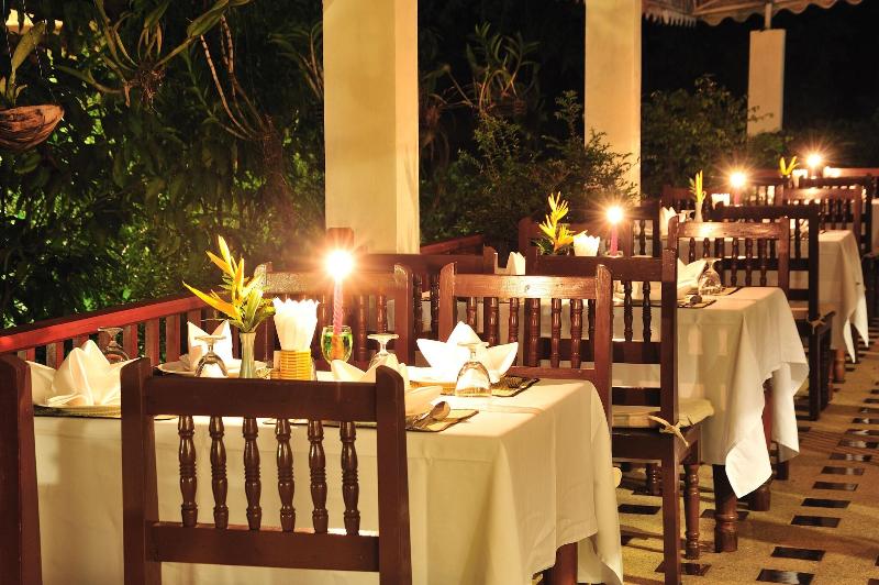 Teak Garden Spa Resort Chiang Rai - Restoran