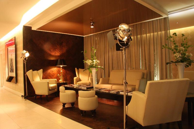 The Vincent Hotel - Lobi