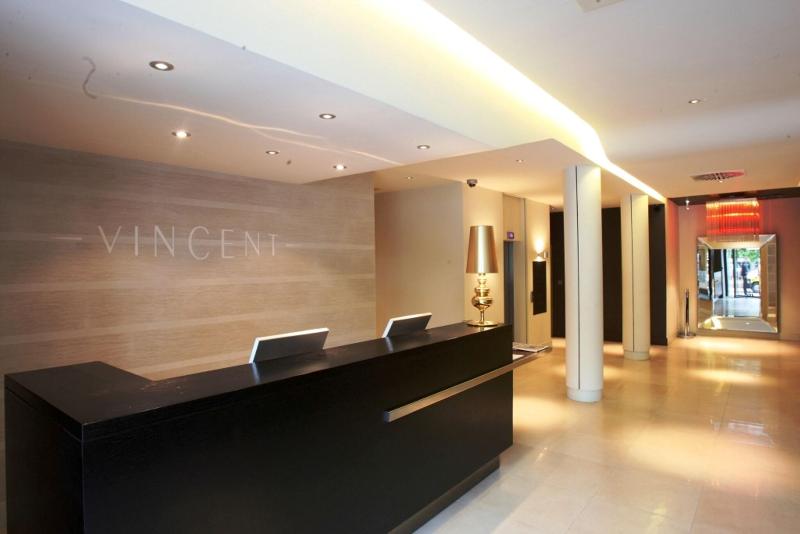 The Vincent Hotel - Lobi