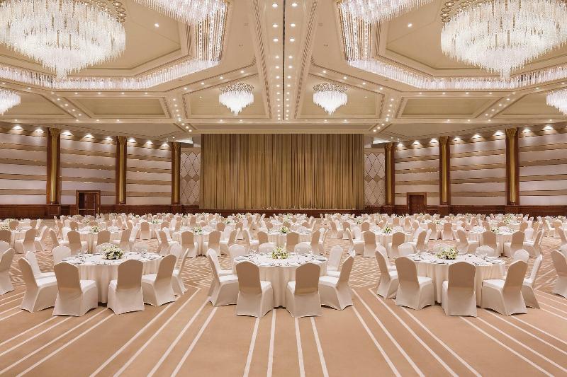 Sheraton Grand Doha Resort & Convention Hotel - Toplantı