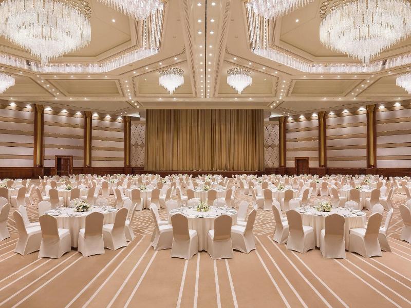 Sheraton Grand Doha Resort & Convention Hotel - Toplantı