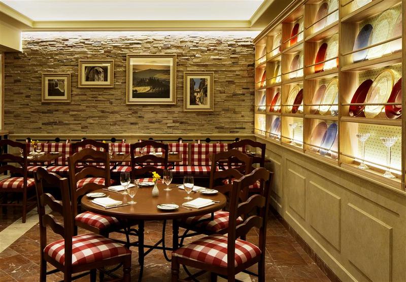 Sheraton Grand Doha Resort & Convention Hotel - Genel