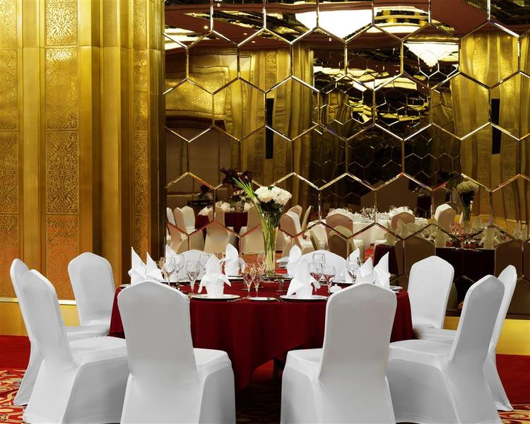 Sheraton Grand Doha Resort & Convention Hotel - Genel