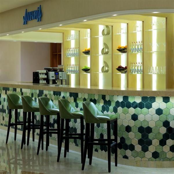 Sheraton Grand Doha Resort & Convention Hotel - Genel
