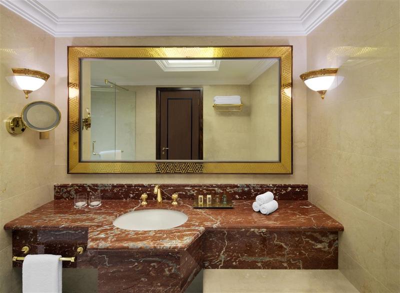 Sheraton Grand Doha Resort & Convention Hotel - Genel