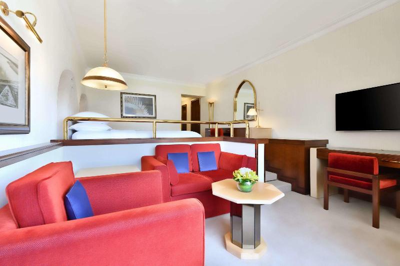 Sheraton Grand Doha Resort & Convention Hotel - Oda