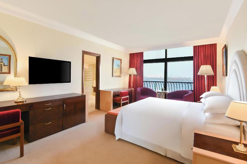 Sheraton Grand Doha Resort & Convention Hotel - Oda