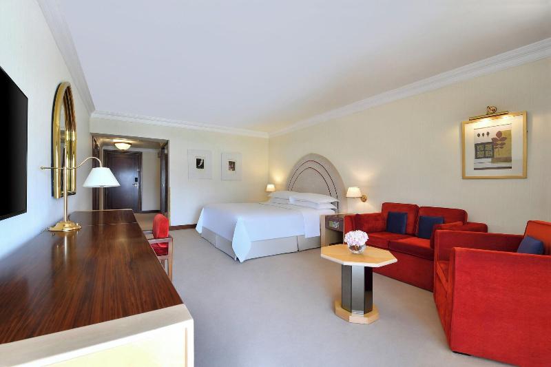 Sheraton Grand Doha Resort & Convention Hotel - Oda