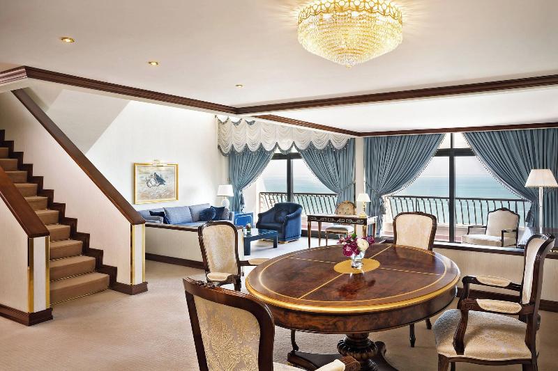 Sheraton Grand Doha Resort & Convention Hotel - Oda