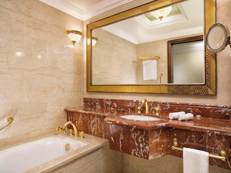 Sheraton Grand Doha Resort & Convention Hotel - Oda